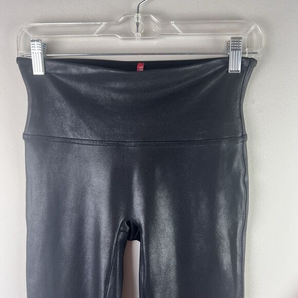 Spanx Faux Leather Midrise Pull On Leggings Size M Black Going Out - Picture 2 of 6